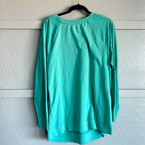 A:Glow Maternity Pull Over Sweater Large - Picture 4 of 5